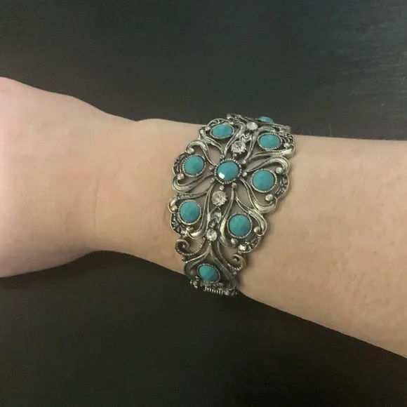 Silver Statement bracelet - Picture 5 of 5